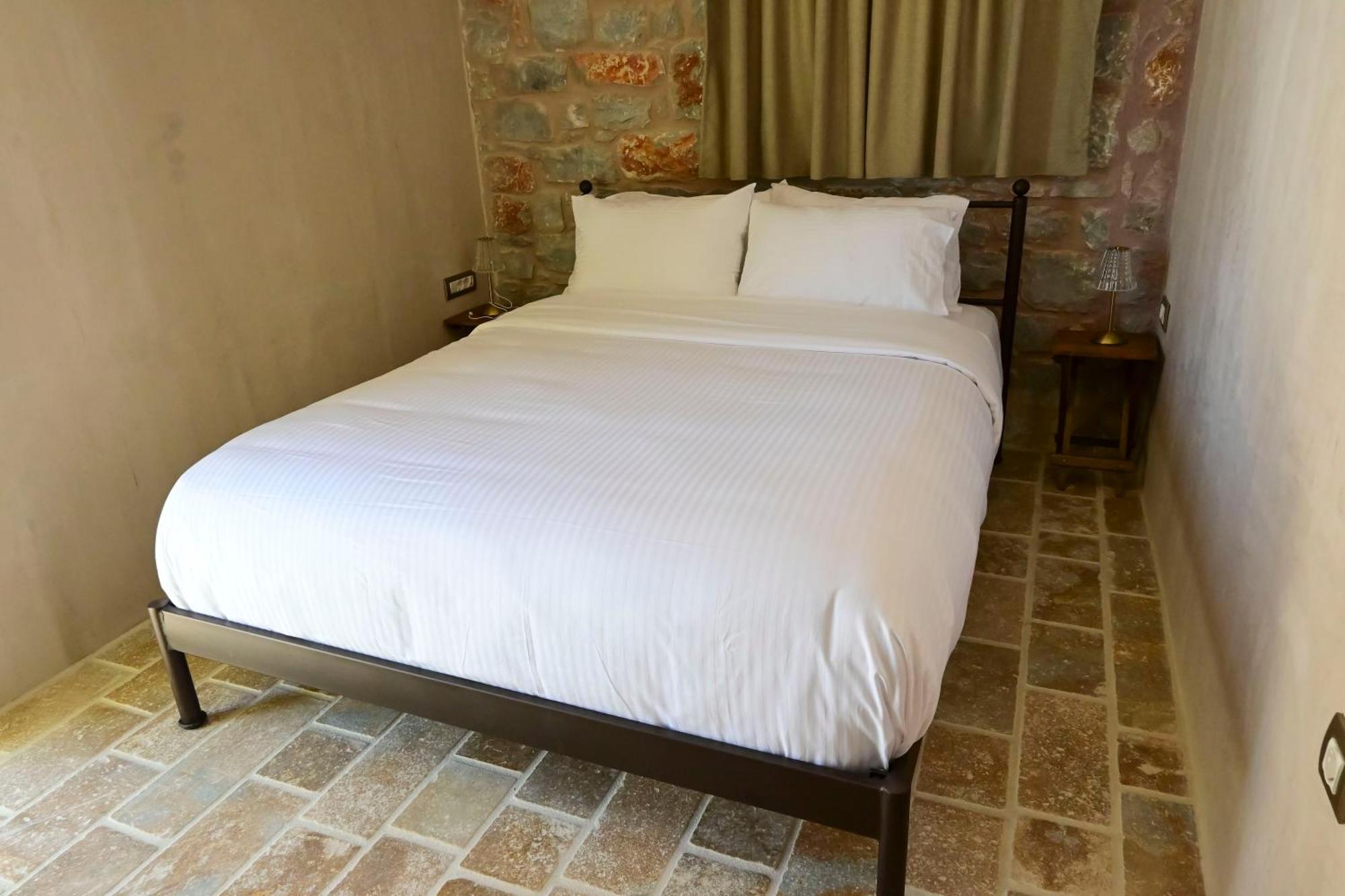 Arapis Rooms & Suites Ájosz Kiprianósz Kültér fotó